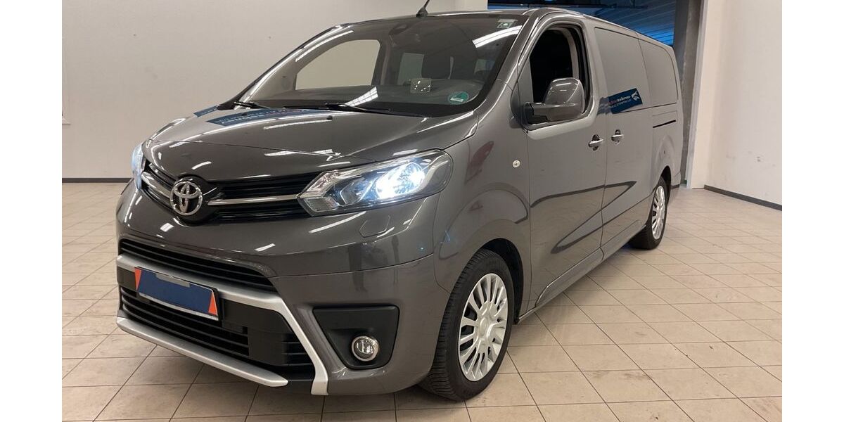 Toyota Proace (Verso) 139.000 km 26.500 &euro; Düsseldorf 40233