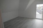 Dachgeschoßwohnung Solingen Wald - 2 Zimmer, 78 m&sup2;, 650&euro; | Angebot:27553825
