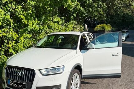 Audi Q3 149.956 km 11.899 &euro; Düsseldorf 40213