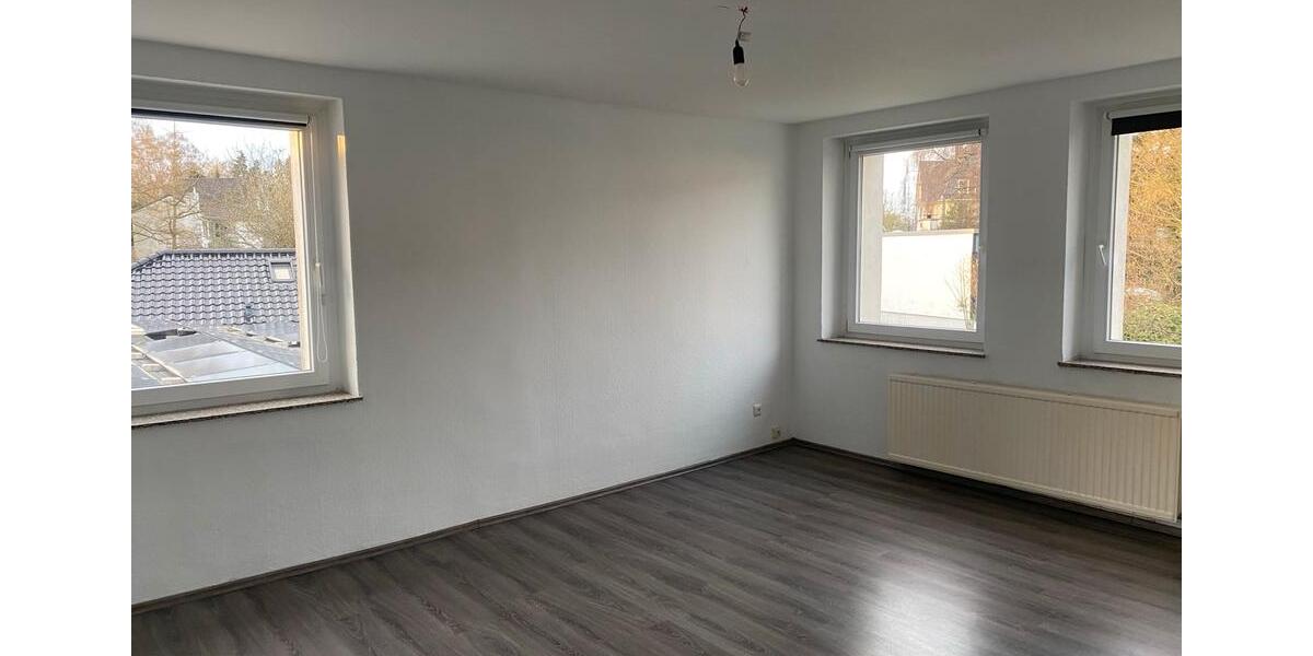 Etagenwohnung Solingen Burg - 1 Zimmer, 44 m&sup2;, 400&euro; | Angebot:25782656