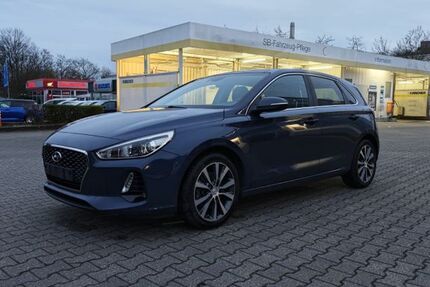 Hyundai i30 141.000 km 8.990 &euro; Hattingen 45527