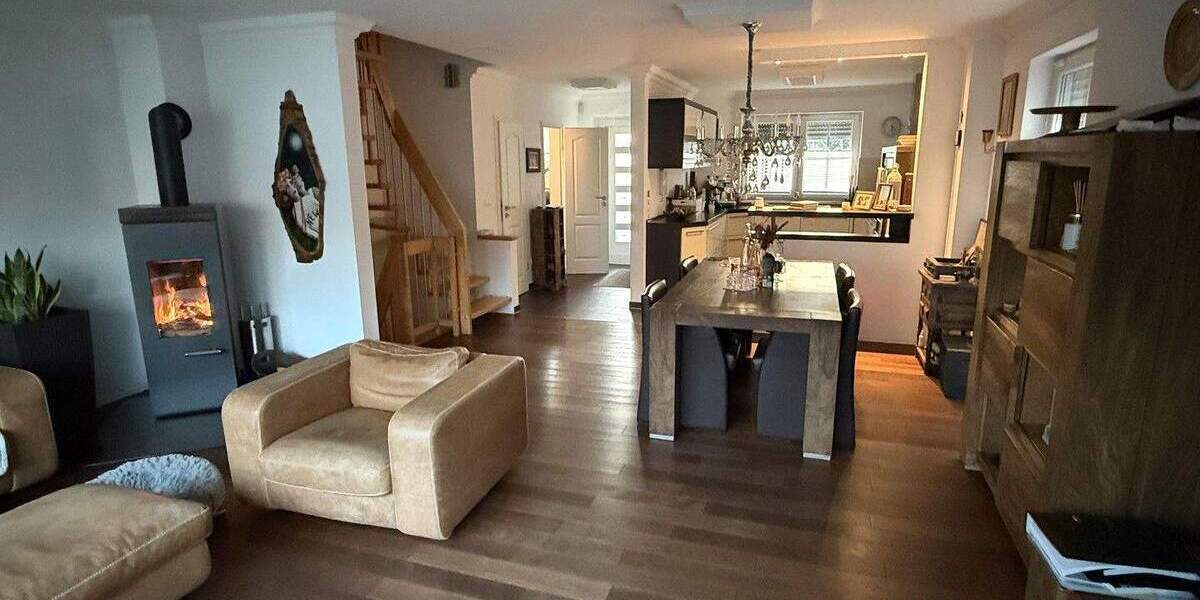 Doppelhaushälfte Duisburg - Rheinhausen Bergheim - 5 Zimmer, 145 m&sup2;, 585.000&euro; | Angebot:26003493