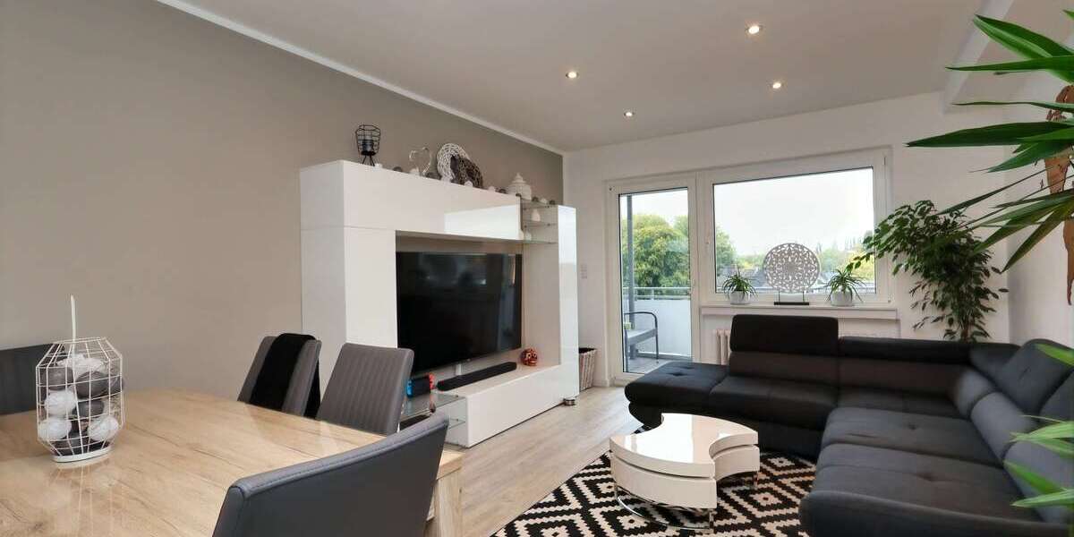 Etagenwohnung Mönchengladbach Ost - 3 Zimmer, 80 m&sup2;, 219.000&euro; | Angebot:25455989