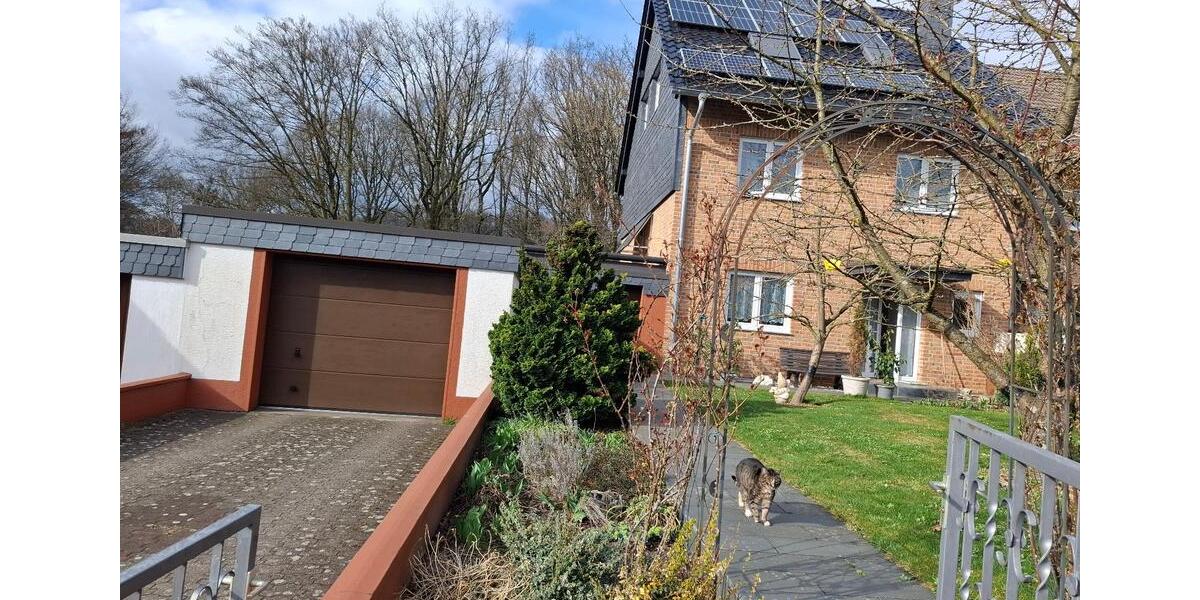 Doppelhaushälfte Burscheid - 6 Zimmer, 150 m&sup2;, 625.000&euro; | Angebot:27502982