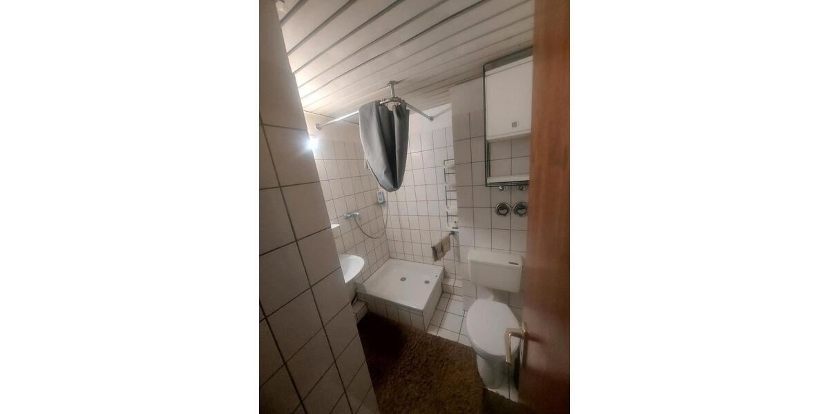 Etagenwohnung Mülheim an der Ruhr Broich - 1 Zimmer, 26 m&sup2;, 435&euro; | Angebot:27535789