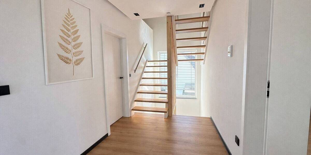 Einfamilienhaus Solingen / Wald Wald - 8 Zimmer, 323 m&sup2;, 1.190.000&euro; | Angebot:26043666