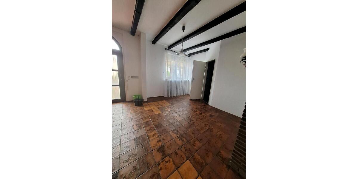 Reihenhaus Krefeld Dießem - 4 Zimmer, 120 m&sup2;, 320.000&euro; | Angebot:27533538