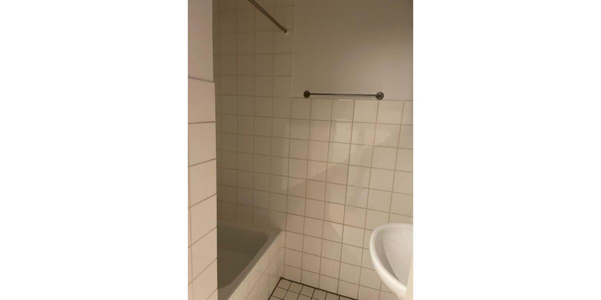 Dachgeschoßwohnung Wuppertal Brill - 2.5 Zimmer, 75 m&sup2;, 525&euro; | Angebot:24780684