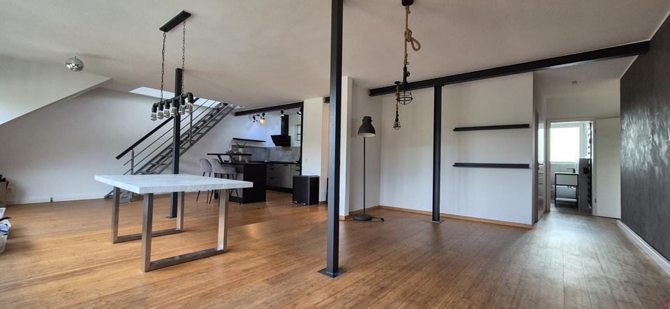 Maisonettenwohnung Krefeld Cracau - 3.5 Zimmer, 127 m&sup2;, 300.000&euro; | Angebot:27168891