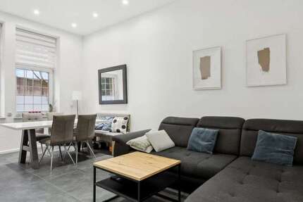 Wohnung Mönchengladbach Süd - 3.5 Zimmer, 121 m&sup2;, 250.000&euro; | Angebot:23704481