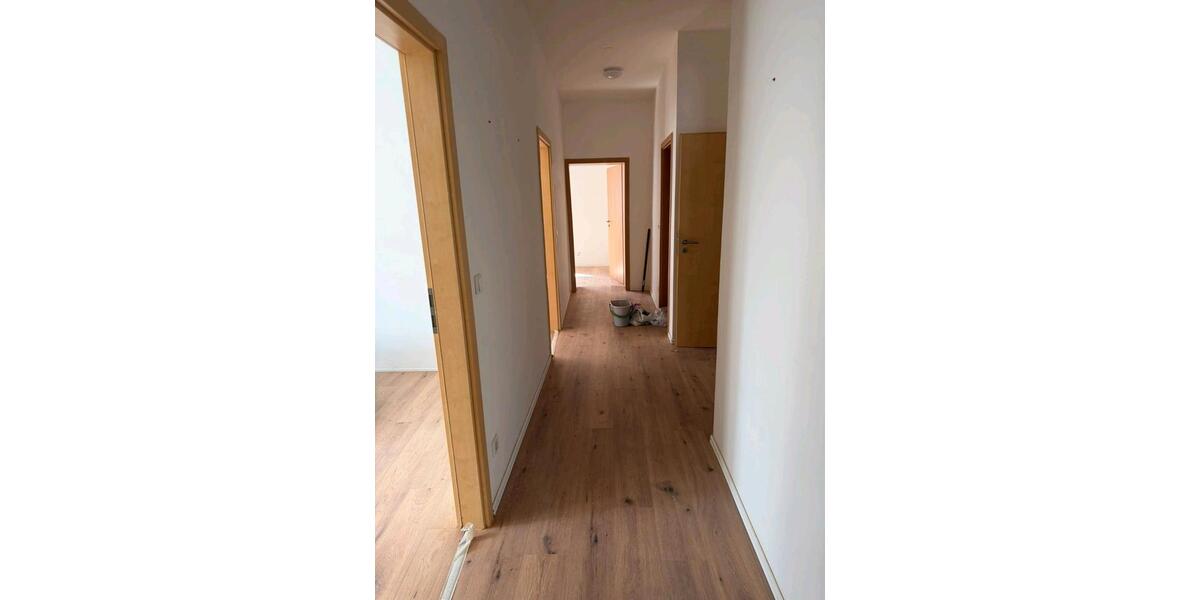 Erdgeschoßwohnung Oberhausen Schmachtendorf - 3 Zimmer, 75 m&sup2;, 750&euro; | Angebot:27549201