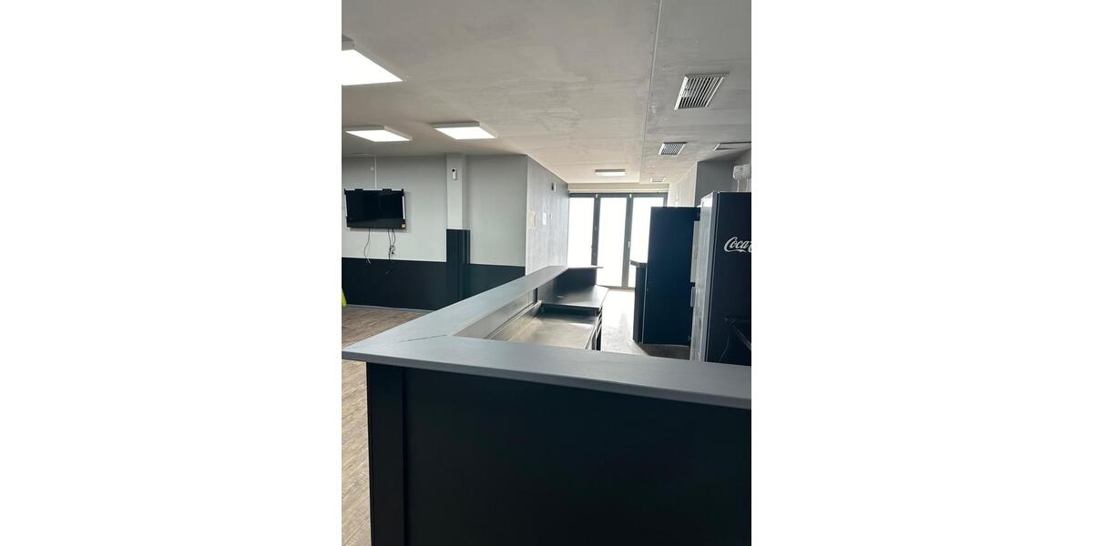 Gewerbeobjekt Düsseldorf Stadtbezirk 9 - 2.150&euro; | Angebot:25901818