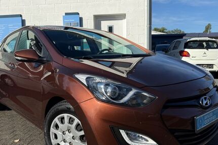 Hyundai i30 83.000 km 6.999 &euro; Krefeld 47800