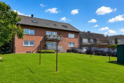 Haus Dormagen Broich - 20 Zimmer, 488 m&sup2;, 900.000&euro; | Angebot:27168354