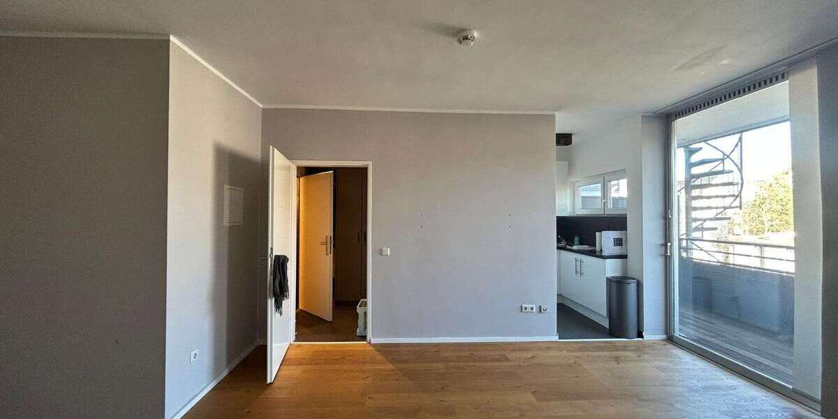 Etagenwohnung Düsseldorf Unterbilk - 1 Zimmer, 38 m&sup2;, 830&euro; | Angebot:25814022