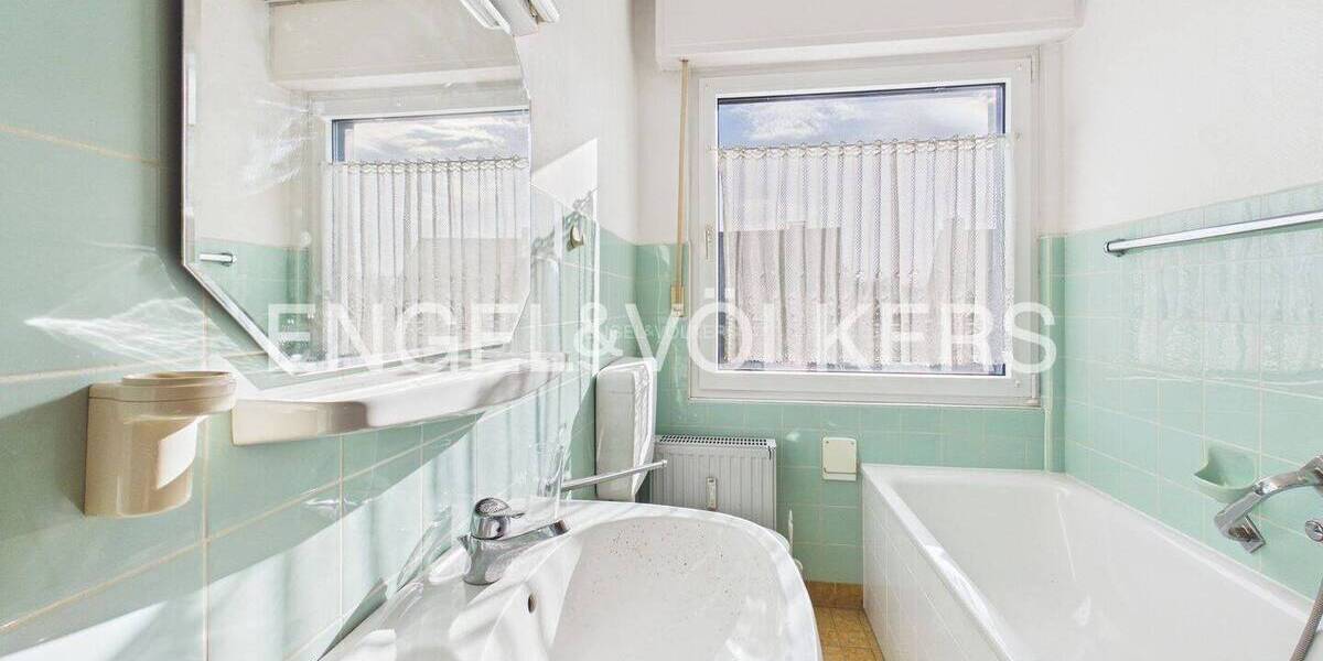 Doppelhaushälfte Willich Schiefbahn - 7 Zimmer, 193 m&sup2;, 375.000&euro; | Angebot:26247754