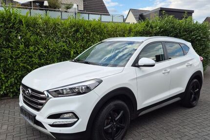 Hyundai TUCSON 89.500 km 14.300 &euro; Bottrop 46242