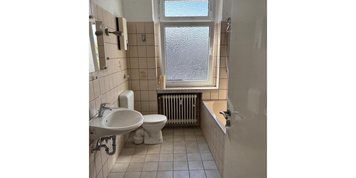 Etagenwohnung Gelsenkirchen Rotthausen - 4 Zimmer, 95 m&sup2;, 600&euro; | Angebot:27553795