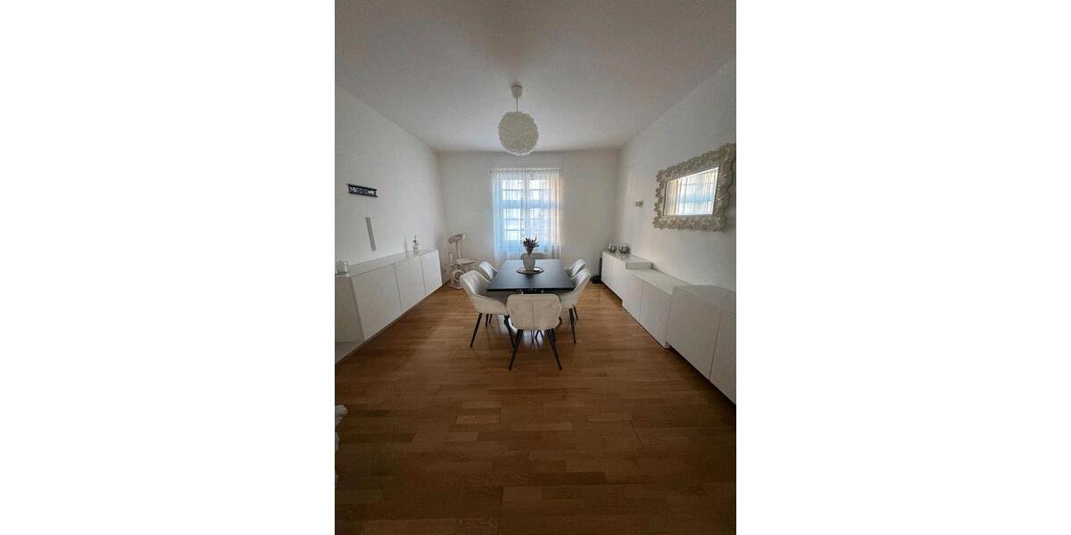 Etagenwohnung Wülfrath - 4 Zimmer, 110 m&sup2;, 975&euro; | Angebot:25987313