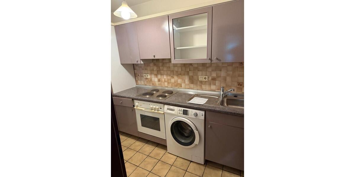Etagenwohnung Düsseldorf Stadtbezirk 7 - 1 Zimmer, 30 m&sup2;, 300&euro; | Angebot:26033122
