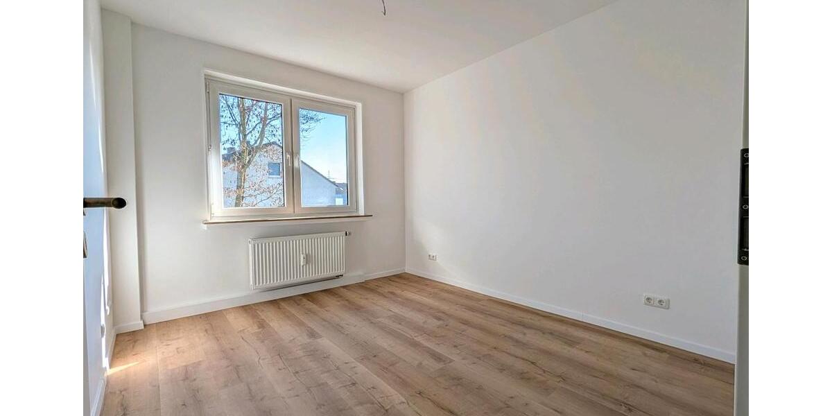 Etagenwohnung Oberhausen Osterfeld - 3 Zimmer, 70 m&sup2;, 980&euro; | Angebot:25380828