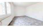 Helle 3,5-Zimmer-Wohnung mit Garage, Kellerraum und Dachboden-Stauraum - Erdgeschoßwohnung Essen Stadtbezirk III | Angebot:27200883
