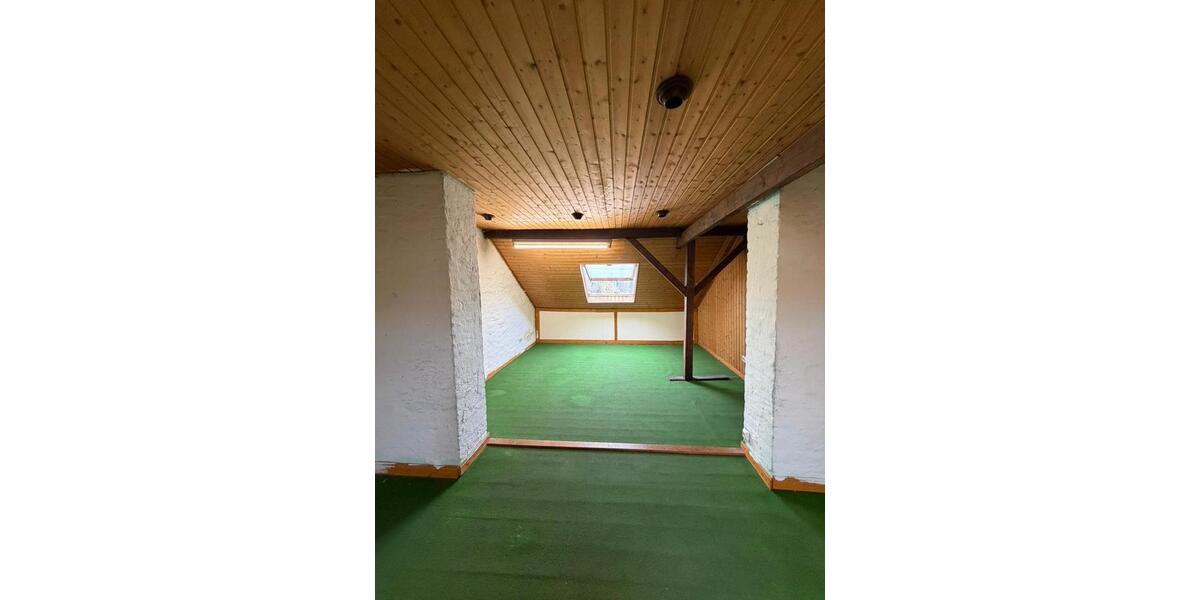 Etagenwohnung Duisburg Duisburg-Mitte - 2 Zimmer, 35 m&sup2;, 300&euro; | Angebot:25769628