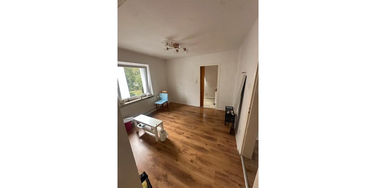 Dachgeschoßwohnung Oberhausen Alstaden - 2 Zimmer, 45 m&sup2;, 320&euro; | Angebot:27571261
