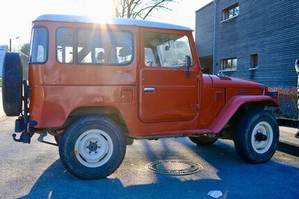 Toyota Land Cruiser 283.100 km 16.300 &euro; Langenfeld 40764