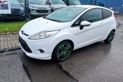 Ford Fiesta 170.000 km 1.999 &euro; Grevenbroich 41515