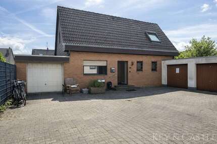 Haus Mönchengladbach Süd - 4 Zimmer, 234 m&sup2;, 450.000&euro; | Angebot:24650633