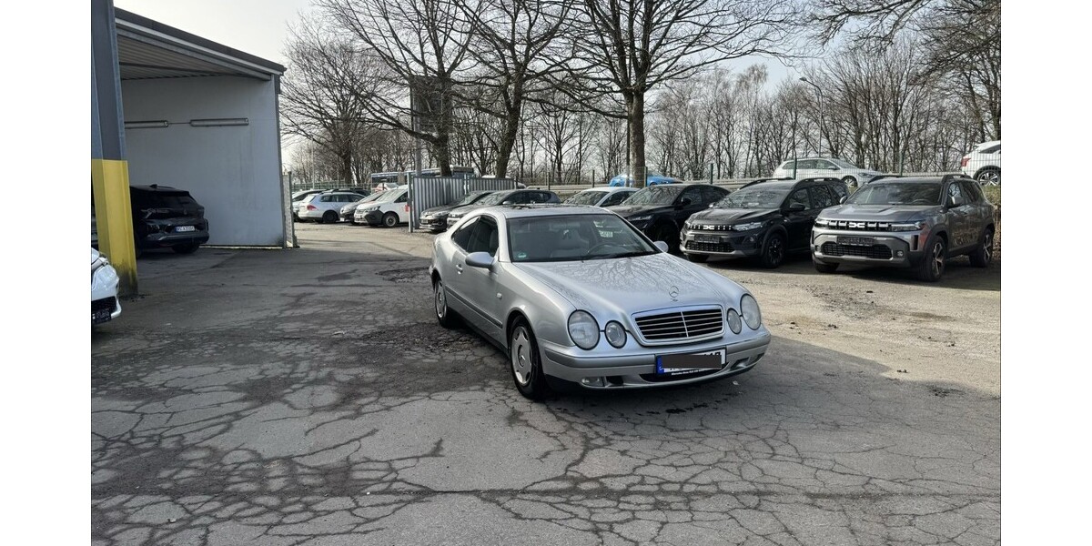 Mercedes-Benz CLK 230 247.000 km 2.000 &euro; Wuppertal 42275