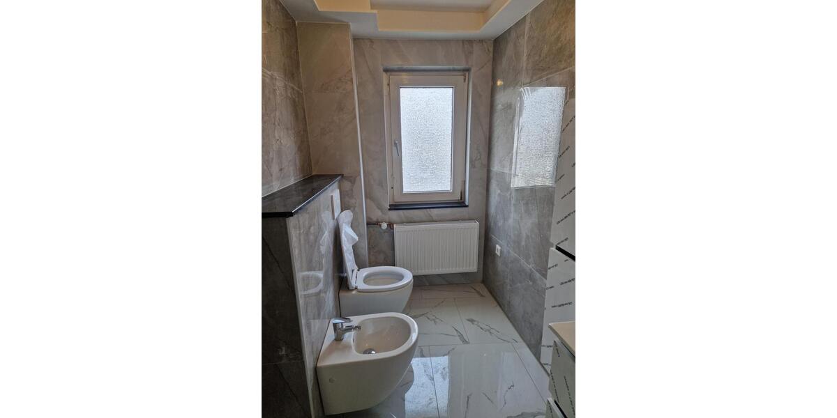 Dachgeschoßwohnung Remscheid Lüttringhausen - 3 Zimmer, 85 m&sup2;, 800&euro; | Angebot:25484253