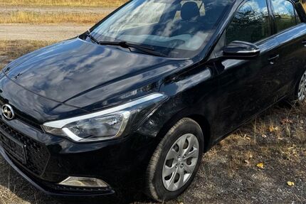 Hyundai i20 60.289 km 7.500 &euro; Gelsenkirchen 45891