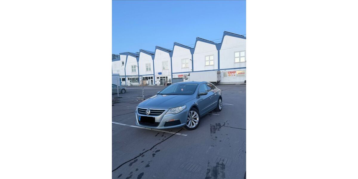 VW CC 214.000 km 5.900 &euro; Wuppertal 42105