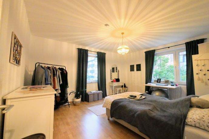 Etagenwohnung Düsseldorf Stadtmitte - 1 Zimmer, 50 m&sup2;, 660&euro; | Angebot:26093479