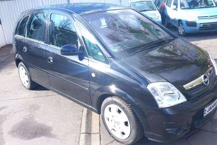 Opel Meriva 184.000 km 2.790 &euro; Duisburg 47169