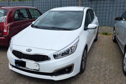 Kia ceed / Ceed 69.300 km 11.111 &euro; Düsseldorf 40595