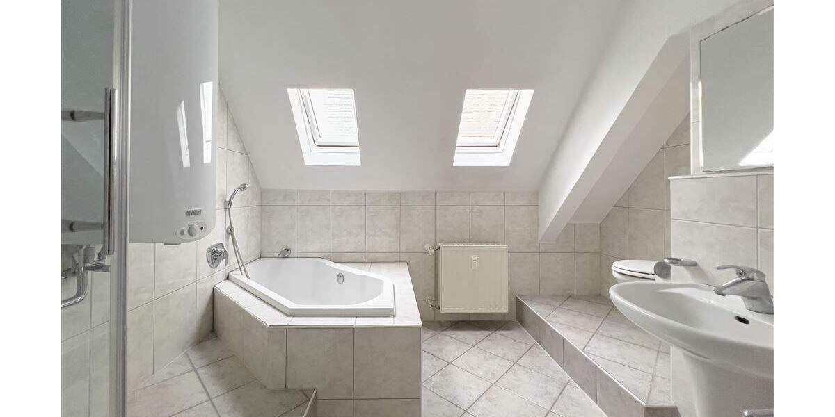 Zimmer Meerbusch Büderich - 2 Zimmer, 75 m&sup2;, 1.100&euro; | Angebot:25696352