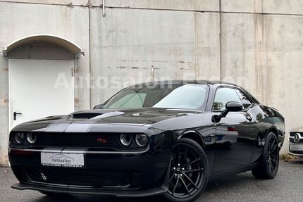 Dodge Challenger 7.214 km 41.950 &euro; Essen 45141
