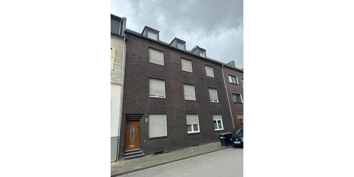 Etagenwohnung Duisburg Beeck - 5 Zimmer, 111 m&sup2;, 800&euro; | Angebot:26096473