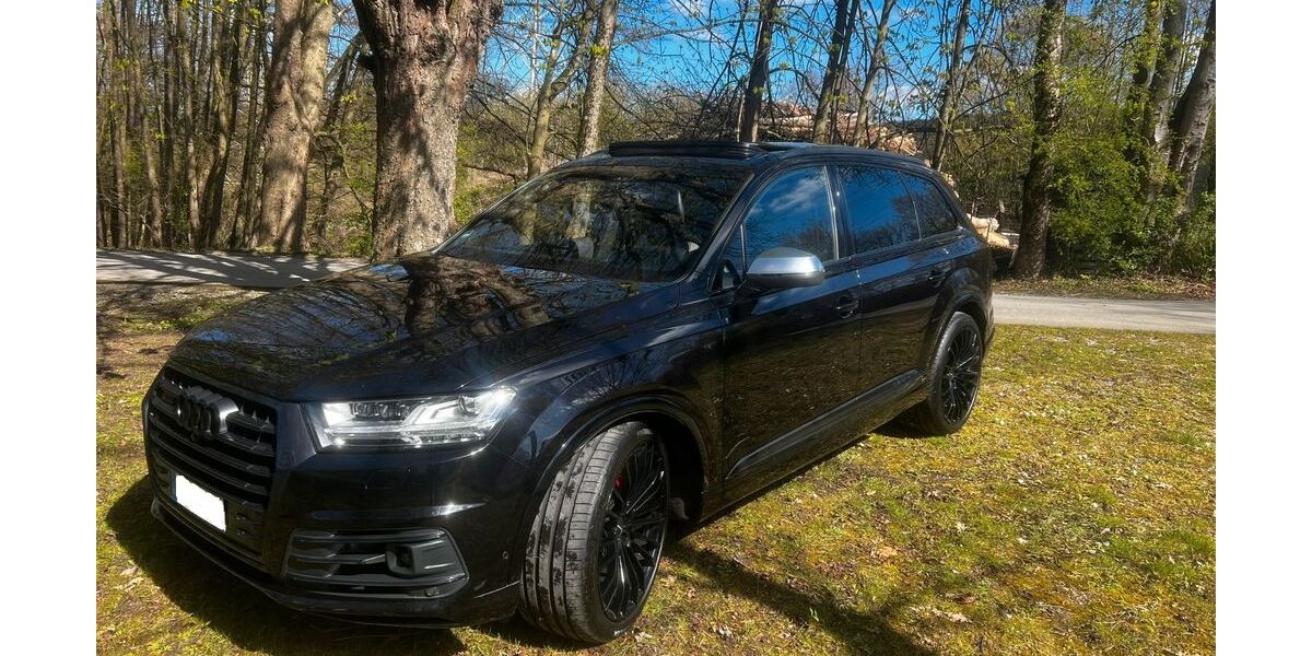 Audi SQ7 175.000 km 42.500 &euro; Düsseldorf 40629