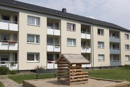 Wohnung Mönchengladbach Nord - 2 Zimmer, 60 m&sup2;, 639&euro; | Angebot:25416407