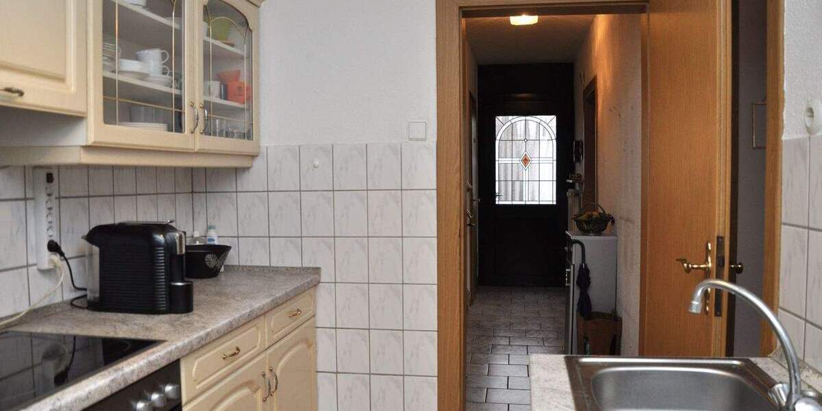 Reihenendhaus Duisburg Hochemmerich - 5 Zimmer, 87 m&sup2;, 249.000&euro; | Angebot:25744080