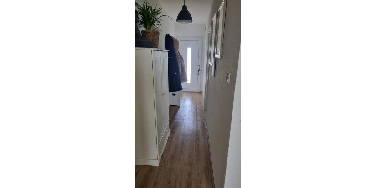 Etagenwohnung Moers Rheinkamp - 3 Zimmer, 68 m&sup2;, 590&euro; | Angebot:26479410
