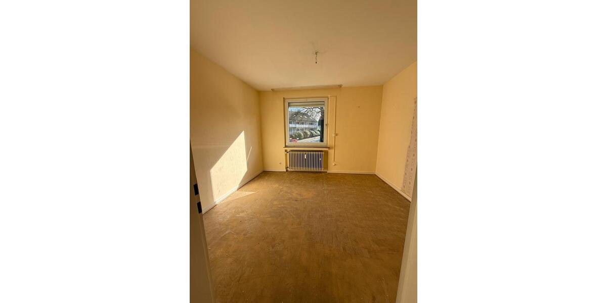 Etagenwohnung Wuppertal Lichtenplatz - 3 Zimmer, 100 m&sup2;, 1.570&euro; | Angebot:25900243