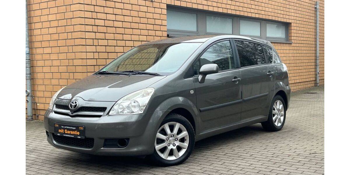 Toyota Corolla Verso 282.454 km 4.850 &euro; Essen 45326