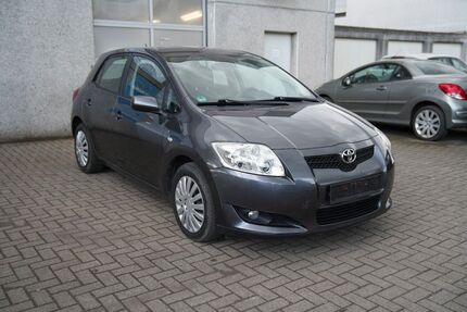 Toyota Auris 168.859 km 4.990 &euro; Bottrop 46240