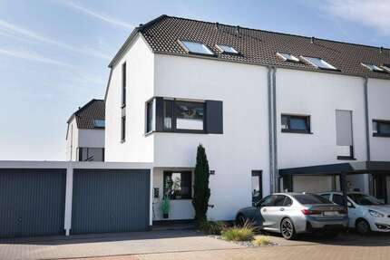 Haus Langenfeld (Rheinland) - 5 Zimmer, 134 m&sup2;, 690.000&euro; | Angebot:27220244