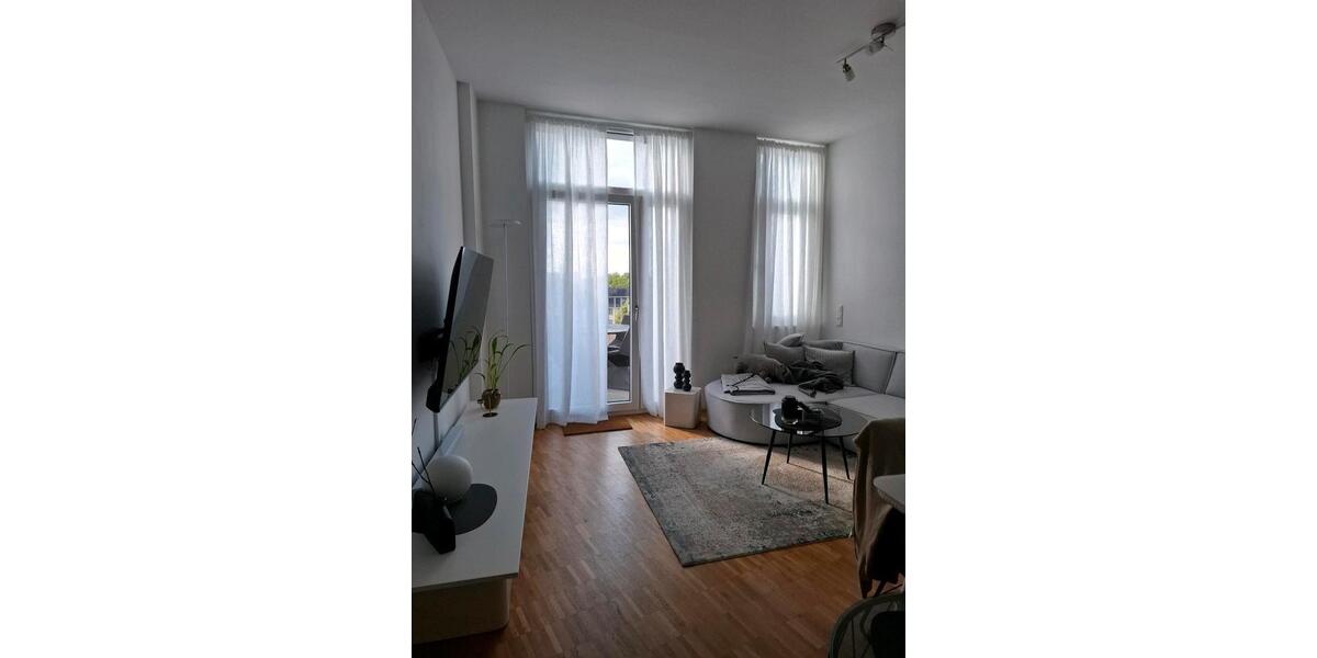 Dachgeschoßwohnung Düsseldorf Stadtbezirk 2 - 2.5 Zimmer, 64 m&sup2;, 1.065&euro; | Angebot:27541070